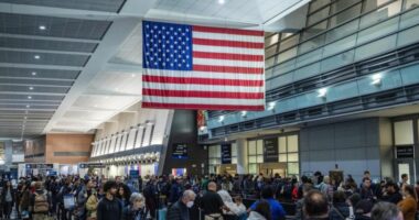 Skanim i syrit për tu futur në SHBA?/ Ashpërsohen kontrollet për të huajt që hyjnë në tokën amerikane