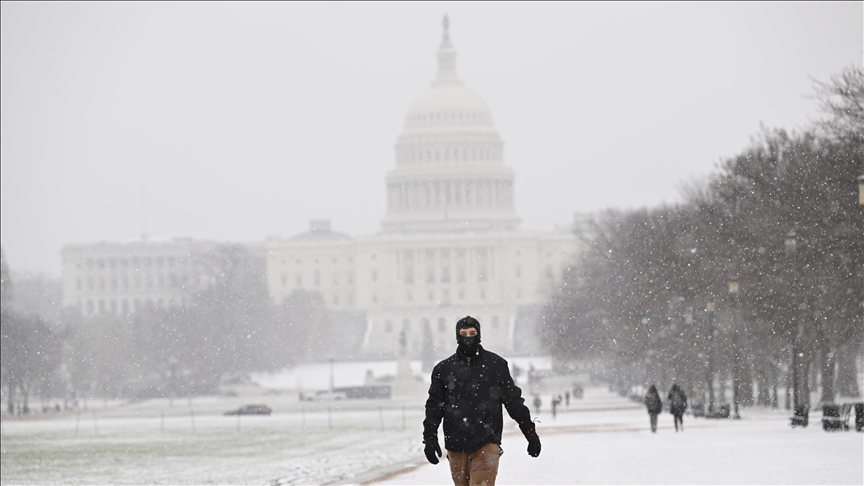 Reshjet e para të dëborës mbulojnë Washingtonin