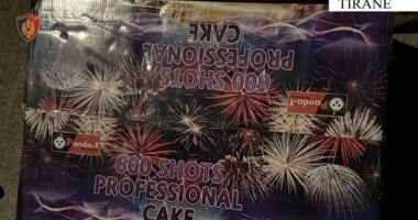 Tregtonte lëndë piroteknike/ Tiranë, arrestohet 22 vjeçari