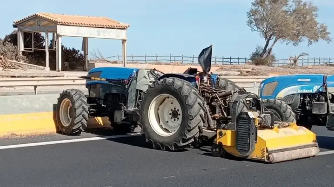 VIDEO  Fermerët në Greqi përshkallëzojnë protestat  nuk heqin dorë nga kërkesat e tyre  bllokojnë autostradën Athinë Selanik