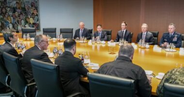 Dita e dytë e negociatave SHBA-Ukrainë