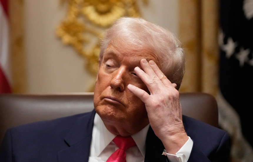 Trump e quan  rrëmujë  çështjen e Ukrainës