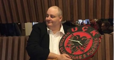 Britaniku i UÇK merr nënshtetësinë kosovare/ “Me zemër jam kosovar, dua të vdes këtu”