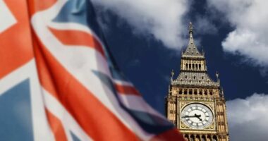 Britania shkurton ndihmën për Ballkanin Perëndimor