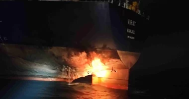 Sulmet ndaj anijeve në Detin e Zi/ Ankaraja thërret ambasadorët e Ukrainës dhe Rusisë në bisedime