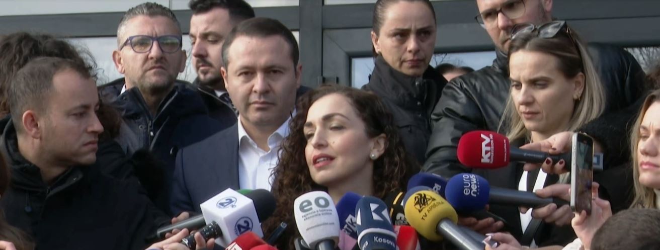 LIVE/ Maratona zgjedhore në Kosovë, Presidentja Vjosa Osmani hedh votën në kutinë e votimit