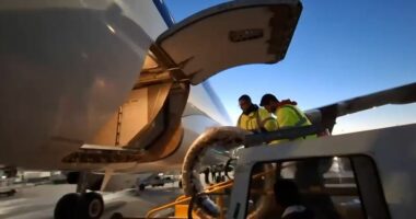 Problemi në ujësjellës, banorët pa ujë/ Mbërrijnë nga Turqia pjesët për rregullimin e defektit, nisen drejt Vlorës