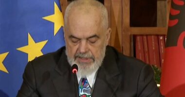 Bilanci për vitin 2025, Rama përballë gazetarëve: Rritje pagash dhe pensionesh. Ekonomia në rritje, shtohen bizneset