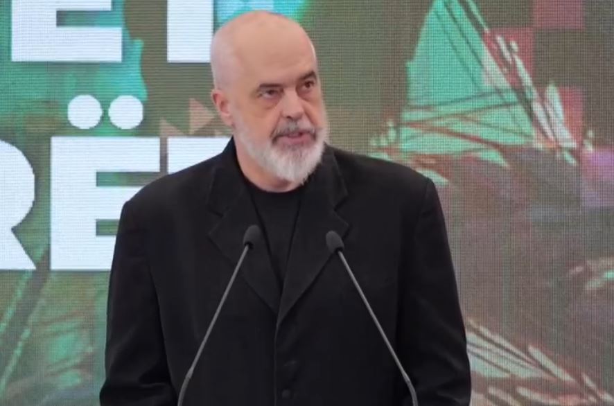 Rama me fermerët në Elbasan  Andis Sallën e kërkova ministër në Tiranë  por i kam thënë që të vijë t iu dëgjojë këtu