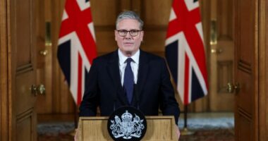 Starmer në Kinë, në përpjekje për të forcuar marrëdhëniet me Pekinin