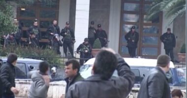 Zvarritja e hetimeve për “21 janarin”/ Përtesa e SPAK, vonon pyetjen e Sali Berishës