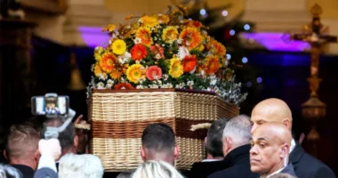 Funerali i Brigitte Bardot/ Aktorja do të prehet në Saint-Tropez, përcillet me nderime