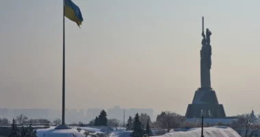 Qytetarët çekë mbledhin më shumë se 600 mijë euro për gjeneratorë për Kievin