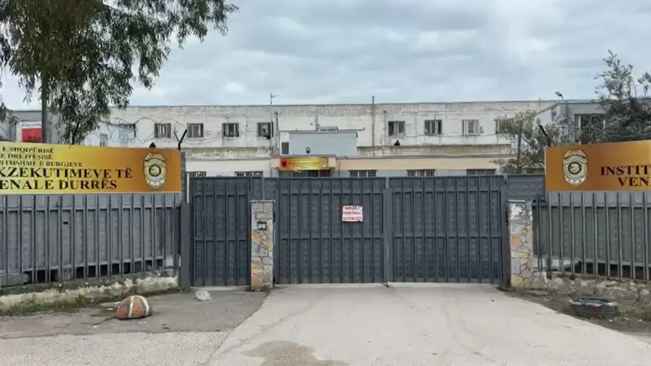 Arratisja e Altin Ndocit  Shkarkohet nga detyra drejtori i burgut të Durrësit