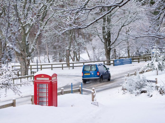 Moti i keq shkakton probleme në Britaninë e Madhe