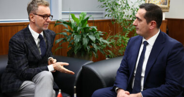 Gonzato në zyrën e Brahos: Garantimi i standardeve të larta në hetime, vendimtare