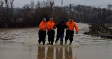 Përmbytje masive në Kosovë, evakuohen disa familje/ Ndërpritet energjia elektrike në Drenas, Malishevë dhe Rahovec