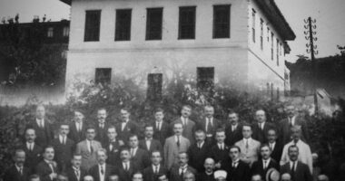 Begaj përkujton 106-vjetorin e Kongresit të Lushnjes: Moment vendimtar në historinë e shtetit shqiptar