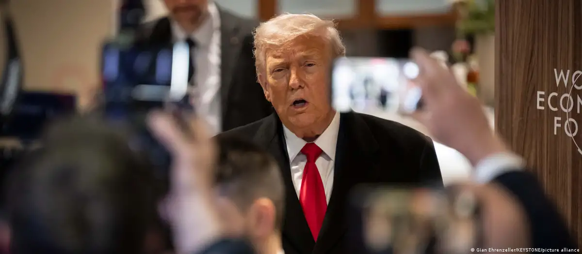  Kthesa e Trump për Groenlandën  lehtësim për BE   Analiza e DW për takimin në Davos  Jo tarifa ndëshkuese  po shumë pyetje të hapura