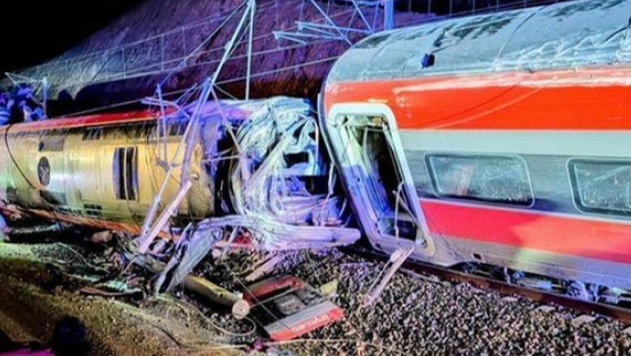 Aksidenti tragjik me dhjetëra të vdekur  Spanja shpall tre ditë zie kombëtare