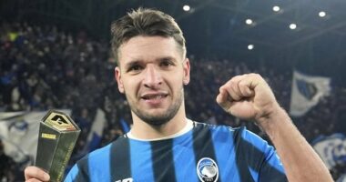 Berat Gjimshiti është “hyjnor”/ Kapiteni kuqezi, paraqitje të madhe në Atalanta-Roma në Itali