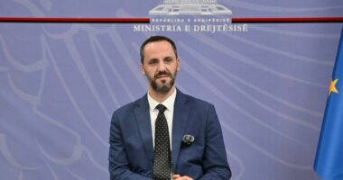 Arratisja e Altin Ndocit/Lamallari takim me drejtorët e burgjeve: SHKB të shtojë kontrollet, të parandalohet çdo tentativë e mundshme