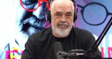 Kryeministri Rama: Shtetet e Bashkuara të Amerikës nuk kanë ndaluar vizat për Shqipërinë