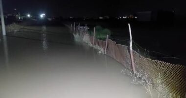 Reshjet e shiut/ Disa familje të përmbytura në fshatin Adriatik të Kurbinit