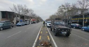 Përmbytjet në Durrës/ Situata drejt përmirësimit, uji tërhiqet nga rrugët e qytetit