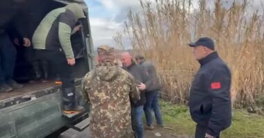 Përmbytjet/ Mbi 100 efektivë të Forcave të Armatosura në terren në ndihmë të qytetarëve