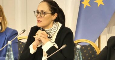 Këshillimi i Punës/ Ibrahimaj: Rritje të mëtejshme të pagës minimale. Masa për fuqinë punëtore