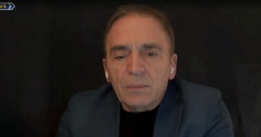 Zjarri te tregu te “5 Maji”/ Softa: Zjarrët u përhapën shpejt, shtëllungat dukeshin nga çdo cep i Tiranës