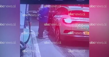 Tri grabitje brenda ditës/ I riu me precedentë i merr paratë taksistit, më pas edhe makinën
