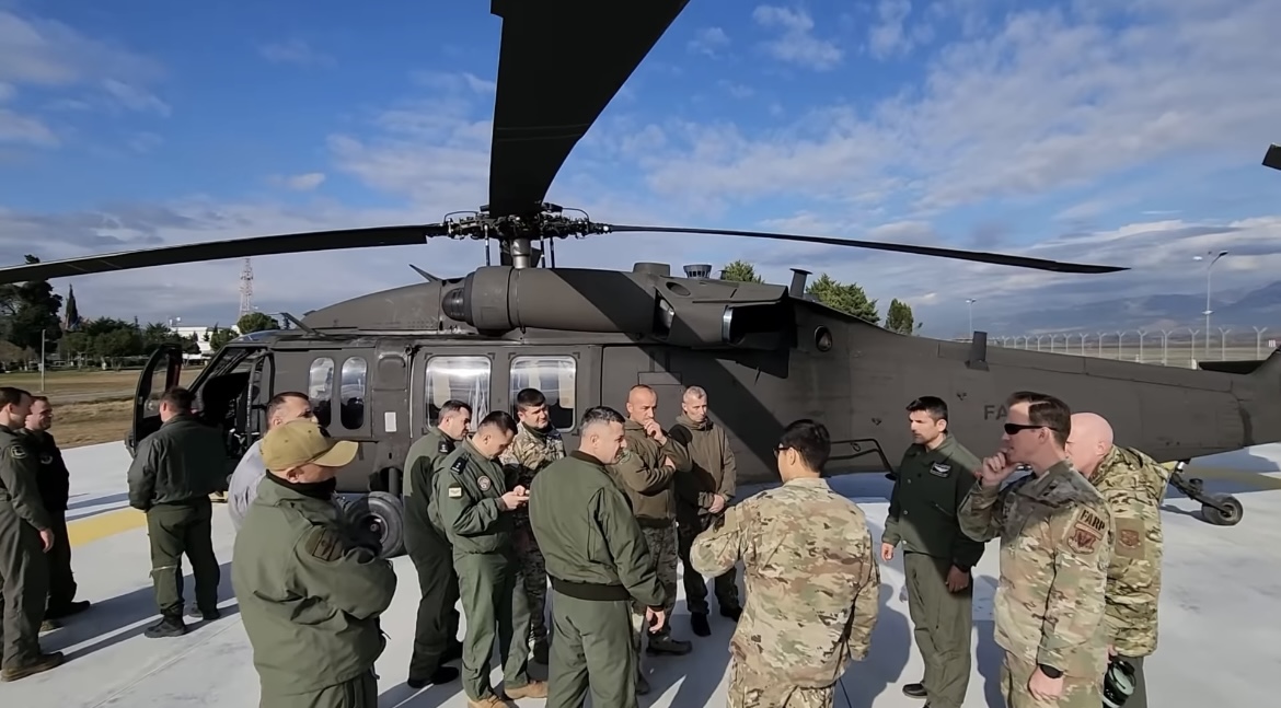 Vengu  Stërvitje e përbashkët Shqipëri SHBA për furnizim efikas dhe ndërveprim në terren