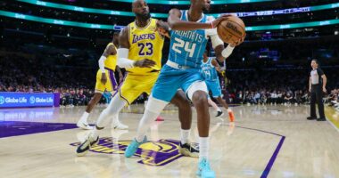 Lakers zhgënjejnë në shtëpi/ Nuk mjaftojnë Donçiç dhe LeBron, Charlotte fiton në Los Angeles