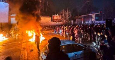 Më pak krisma në Iran/ Protesta më të qeta natën e kaluar