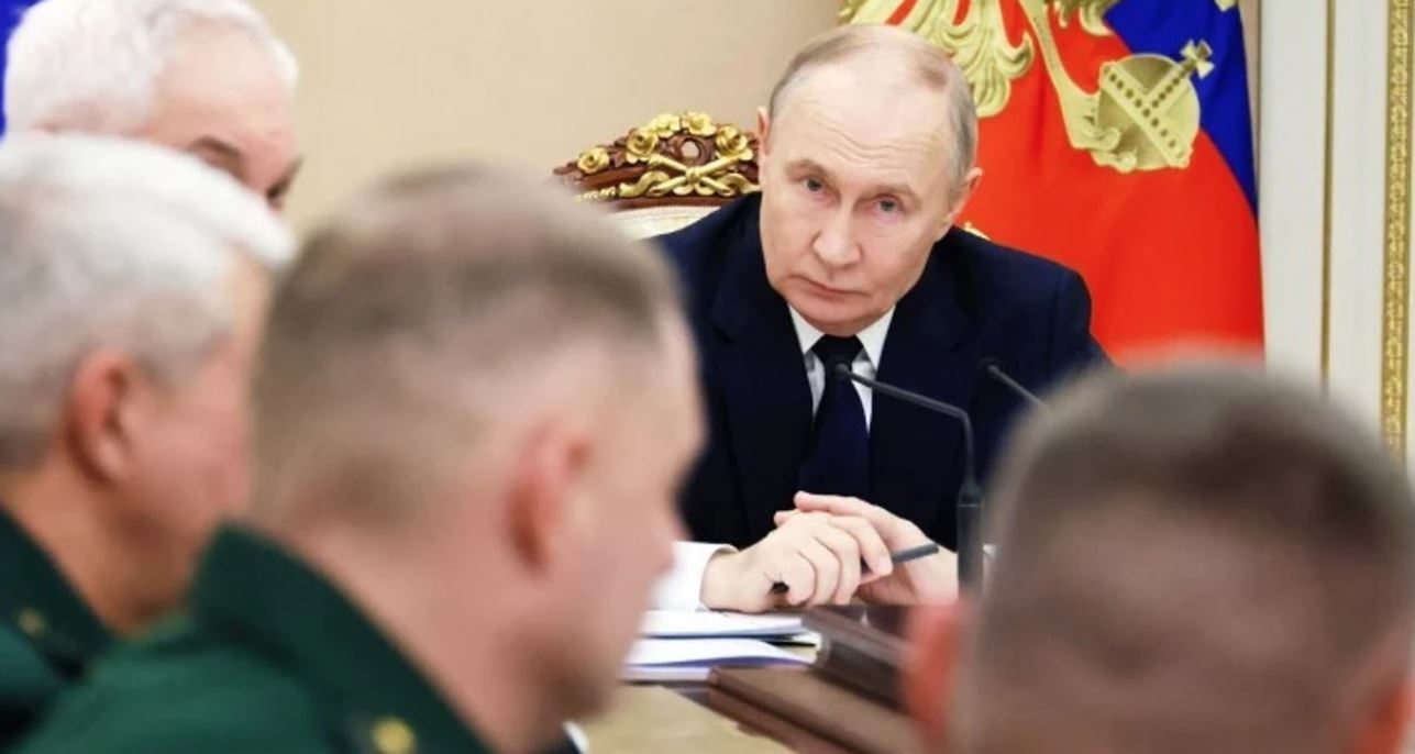 Putin pranon ndalimin e sulmeve ndaj qyteteve ukrainase deri më 1 shkurt