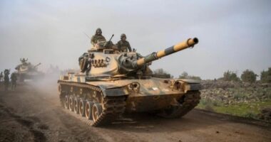 Ushtria siriane nis sulme ndaj SDF-së, rritet frika për ndërhyrjen e Turqisë