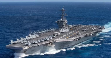 Aeroplanmbajtësja amerikane “Abraham Lincoln” mbërrin në rajon në Lindjen e Mesme