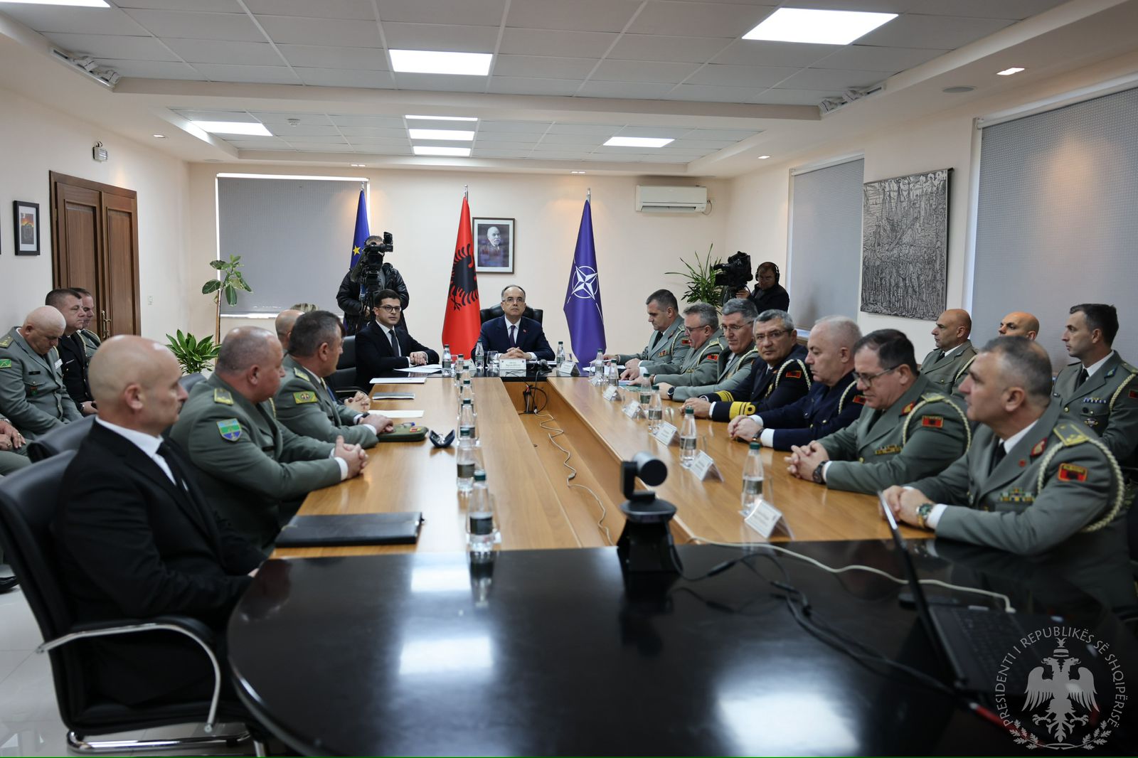 Presidenti Begaj: Krenar për shërbimin e Forcave të Armatosura Shqiptare në misionet ndërkombëtare