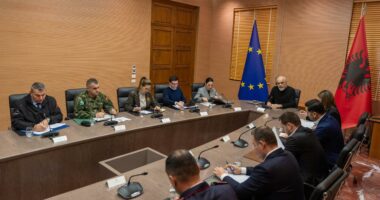 Përmbytjet/ Rama: Njerëzit nuk kanë nevojë për britma e shpifje, por për solidaritet dhe bashkim forcash