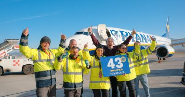 Ryanair zgjeron bazën në Tiranë dhe shton dhjetëra fluturime për verën 2026