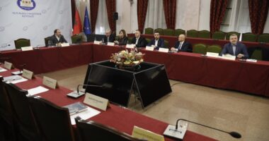 Prishet konsensusi për reformat/ Ndryshon formula e paritetit. PS parandalon bllokimin