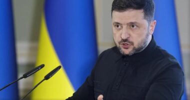 Zelensky merr ftesën për të qenë pjesë e Bordit të Paqes, presidenti ukrainas: S’mund të qëndroj krah Putinit
