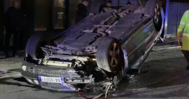 Përmbyset automjeti në Ishull-Lezhë/ Nuk raportohet për të lënduar