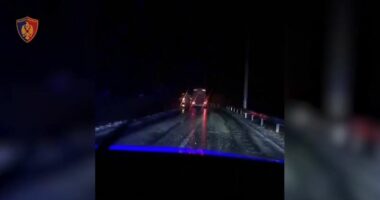 Reshjet e borës dhe ngricat, aksi rrugor Tropojë-Valbonë funksional/ Policia apel shoferëve: Tregoni kujdes gjatë drejtimit të mjetit