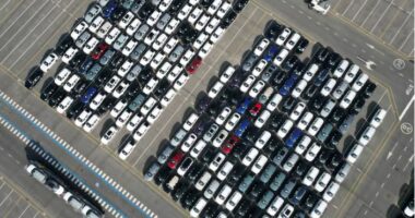 India ul tarifat për makinat europiane në 40 për qind në kuadër të marrëveshjes së tregtisë me BE-në