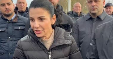 Përmbytjet/ Balluku në Fier: Do të kompensohen të gjithë banorët e prekur, skuadrat janë në terren