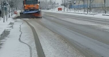Qarku i Korçës mbulohet nga dëbora/ Rama: Strukturat bashkiake në terren, qarkullimi rrugor është i hapur