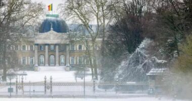 Vala e të ftohtit përfshin Evropën/ Anulohen 800 fluturime në Amsterdam, Parisi mbulohet nga dëbora